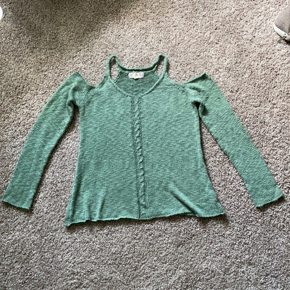Cold Shoulder Long Sleeve Sweater | MEDIUM